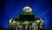 Pics of endangered animals projected onto Vatican