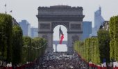 Crowds flock to car-free Champs Elysees