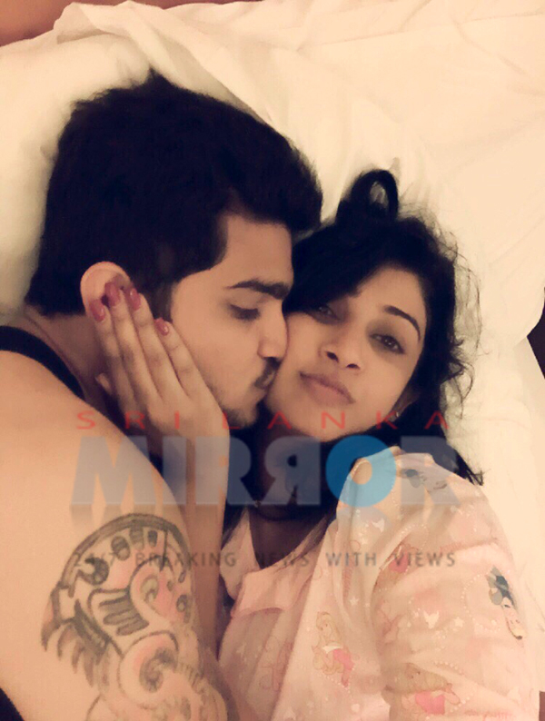 Aksha02 600px 15 09 28