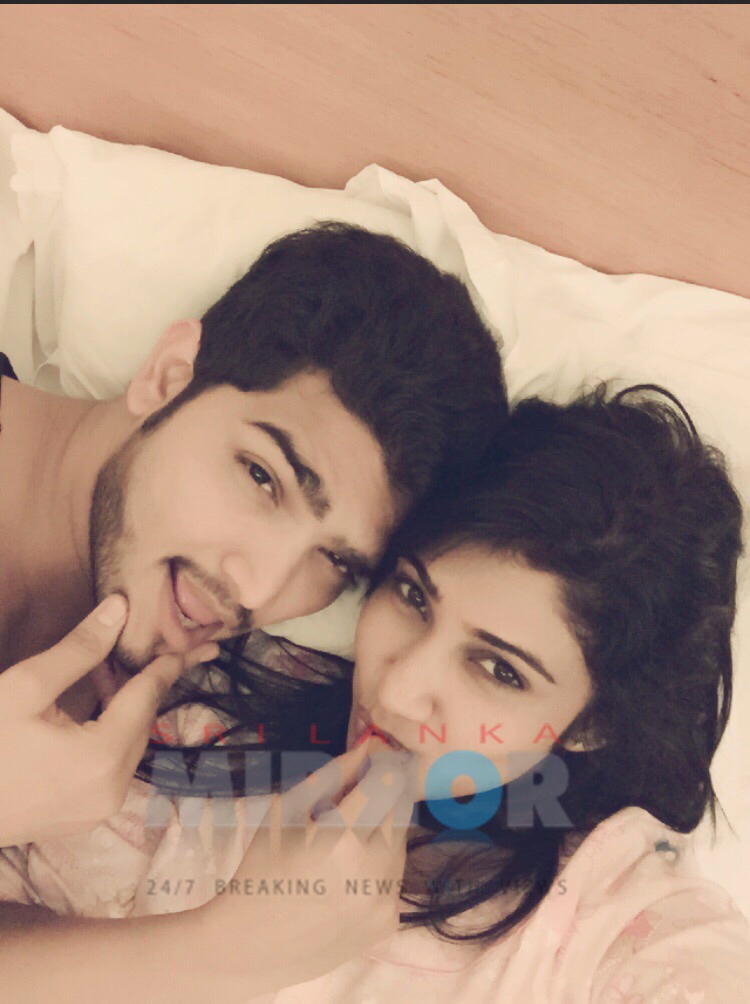 Aksha06 600px 15 09 28