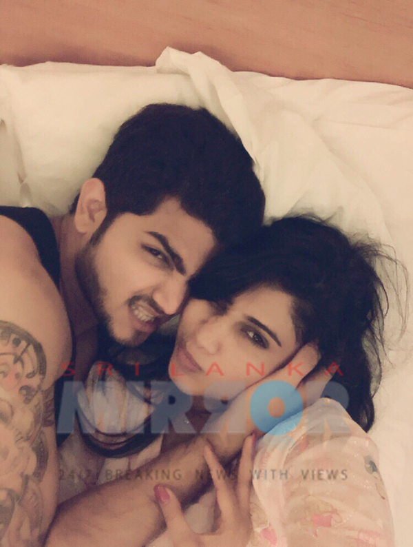 Aksha08 600px 15 09 28