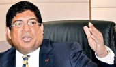 Ravi K dons gloves to set record straight