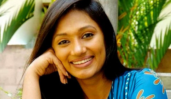 Paba opts for Dinesh