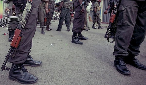 Military intelligence threatens Tamil candidates