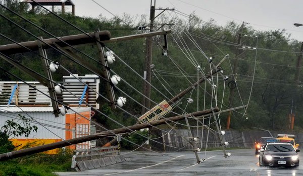 Lankan media team caught in typhoon Meranti