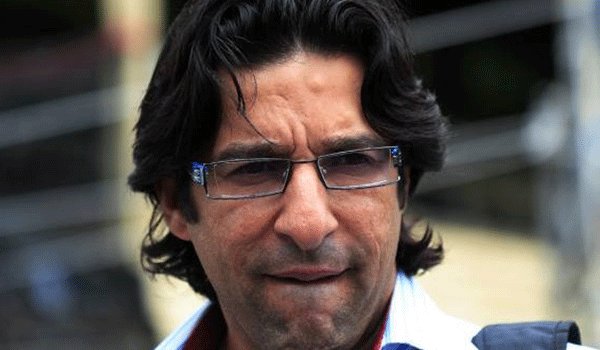 Wasim Akram survives attack in Karachi