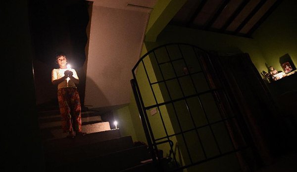 Sri Lanka deploys troops after worst blackout in 20 years