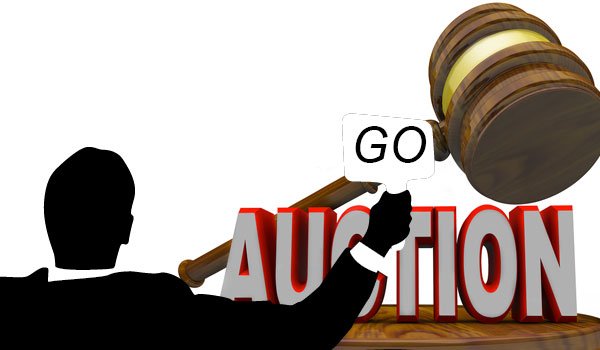 Range Bandara’s son expels bidders at auction!