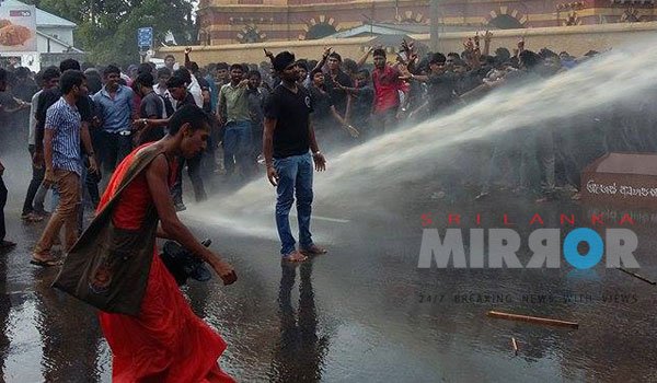 Police use tear gas, water cannon on protesters (Pics)