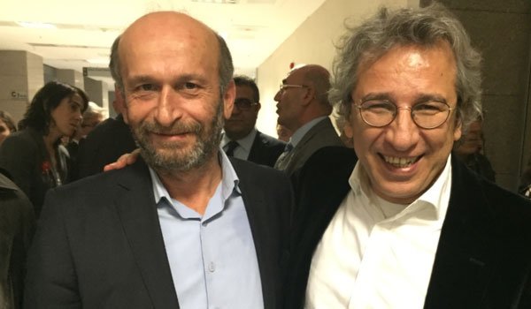 Turkish journalists face life in jail over Syria report