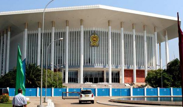 Financial fraud charges against Lalith, Bandula