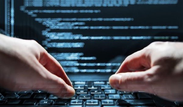 President&#039;s web hacking : teen on probation &amp; man remanded