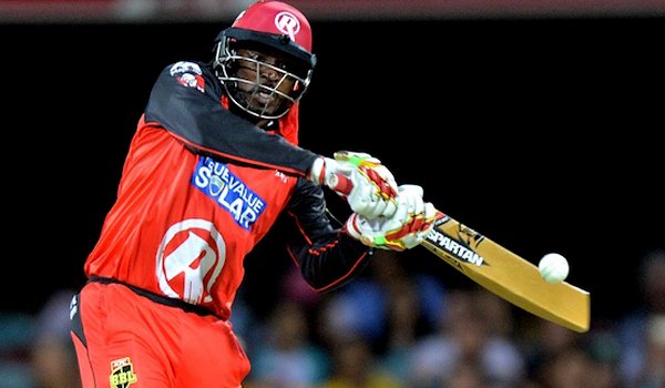 Gayle’s gold bat creates controversy in BBL