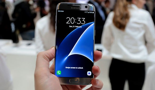 Samsung S7 phones restore lost features