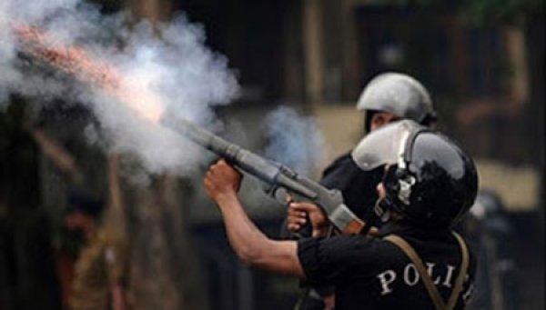 Data webs instead of Tear Gas