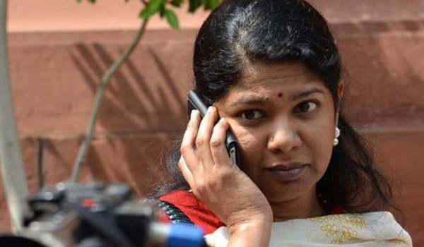 Did not suggest LTTE leader to surrender: Kanimozhi