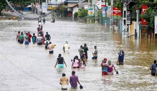 Sri Lanka landslide buries three villages; death toll unknown