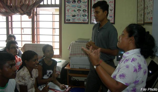 Deaf interpreters to be recruited