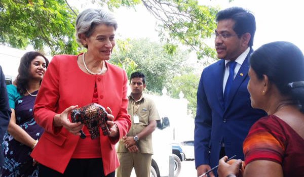 UNESCO DG transfixed by Sri Lankan handicrafts
