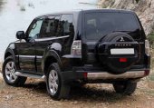 Defeated UPFA minister takes home 9 ministry vehicles