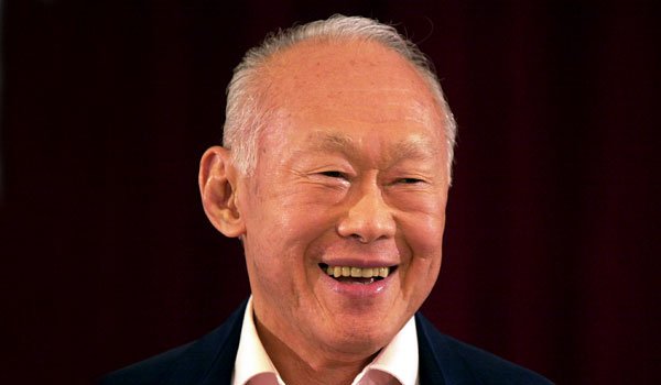 Lee Kuan Yew dies at 91