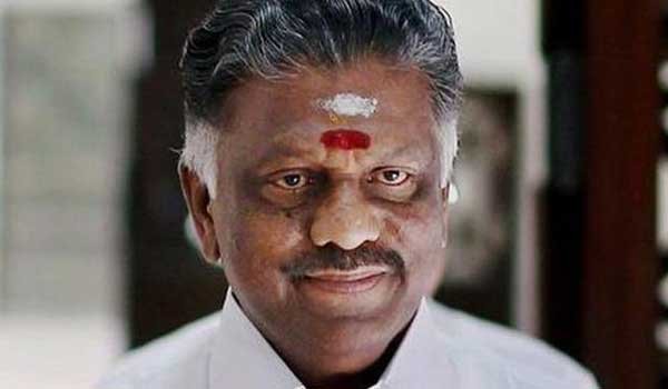 Panneerselvam lashes out at Karunanidhi for comments on SL refugees repatriation
