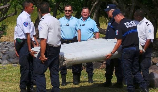 MH370: Reunion wing debris &#039;certainly&#039; from missing flight