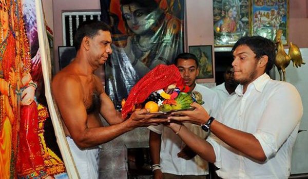 President&#039;s sons seek blessings at Kataragama