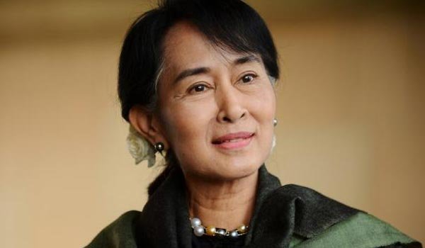 Aung San Suu Kyi wins seat at polls