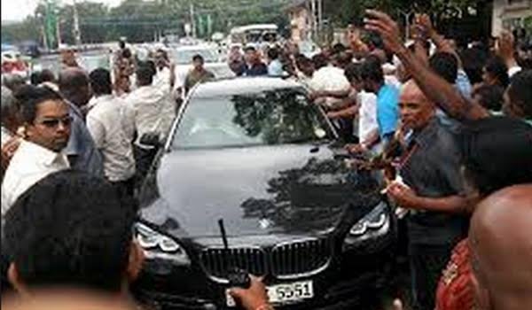 Rs. 70.6 m worth vehicles for PSD was ordered by MR!