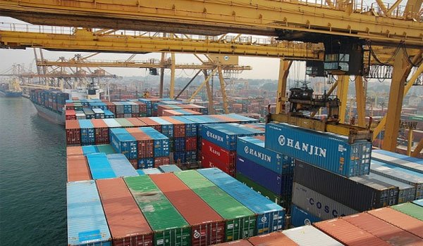 Colombo Port handles over 5 m containers this year