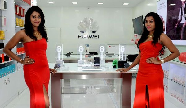 Huawei launches Experience Store in Colombo