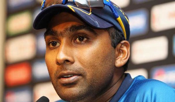 Mahela squashes rumours
