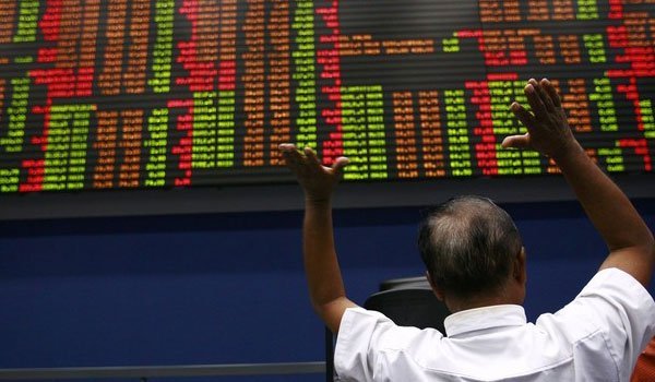 Sri Lankan stocks end firmer, banking shares lead